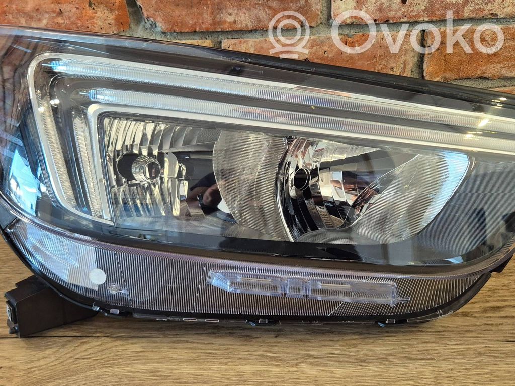 Opel Mokka X Headlight/headlamp 