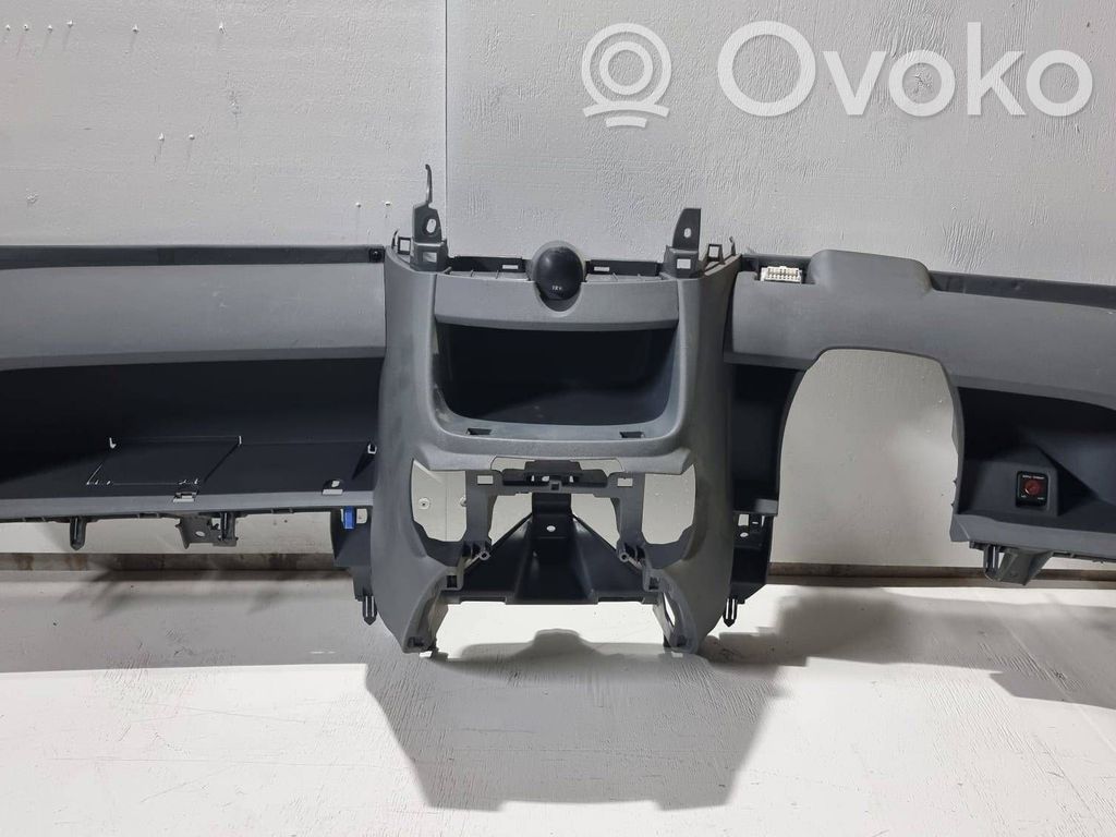 Toyota Aygo AB10 Panel de instrumentos 