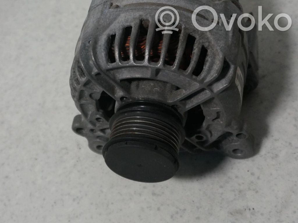 Volkswagen Golf IV Generator/alternator 