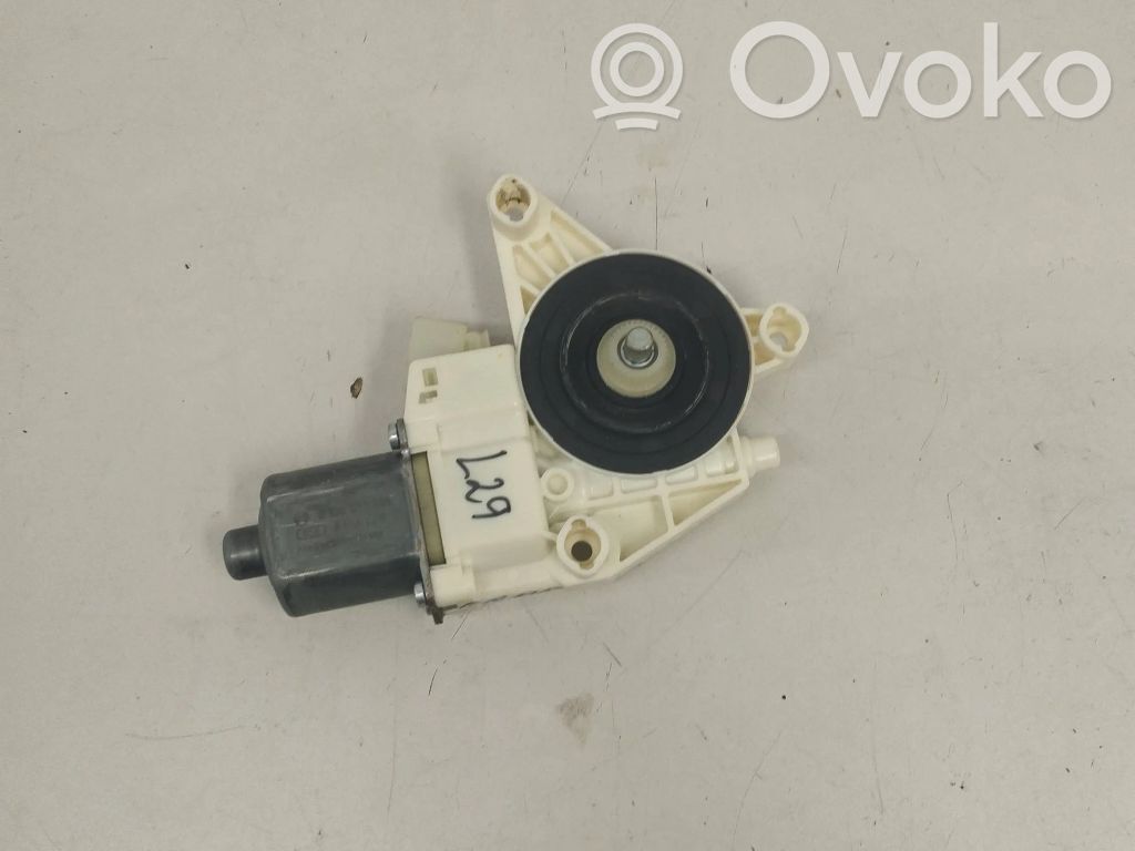 Mercedes-Benz B W246 W242 Silnik regulatora szyby drzwi przednich 