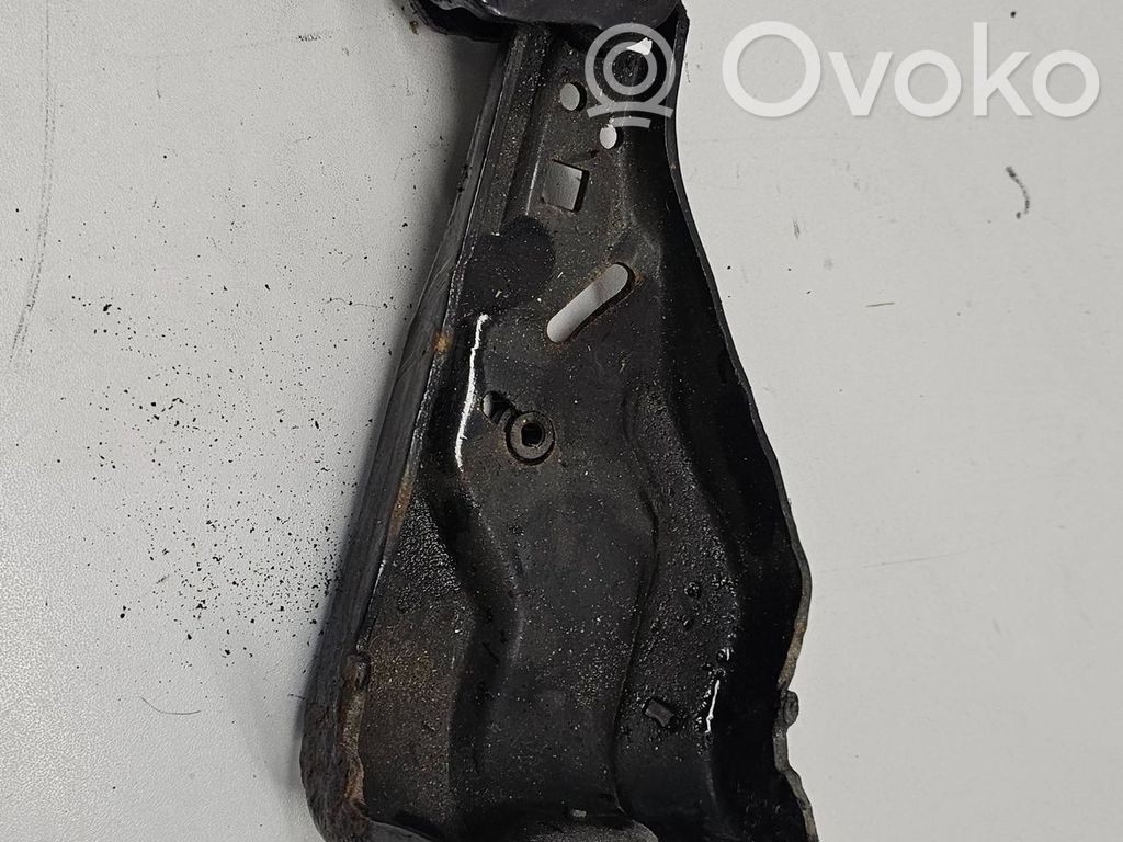 Sliding door lower roller guide/hinge   1646