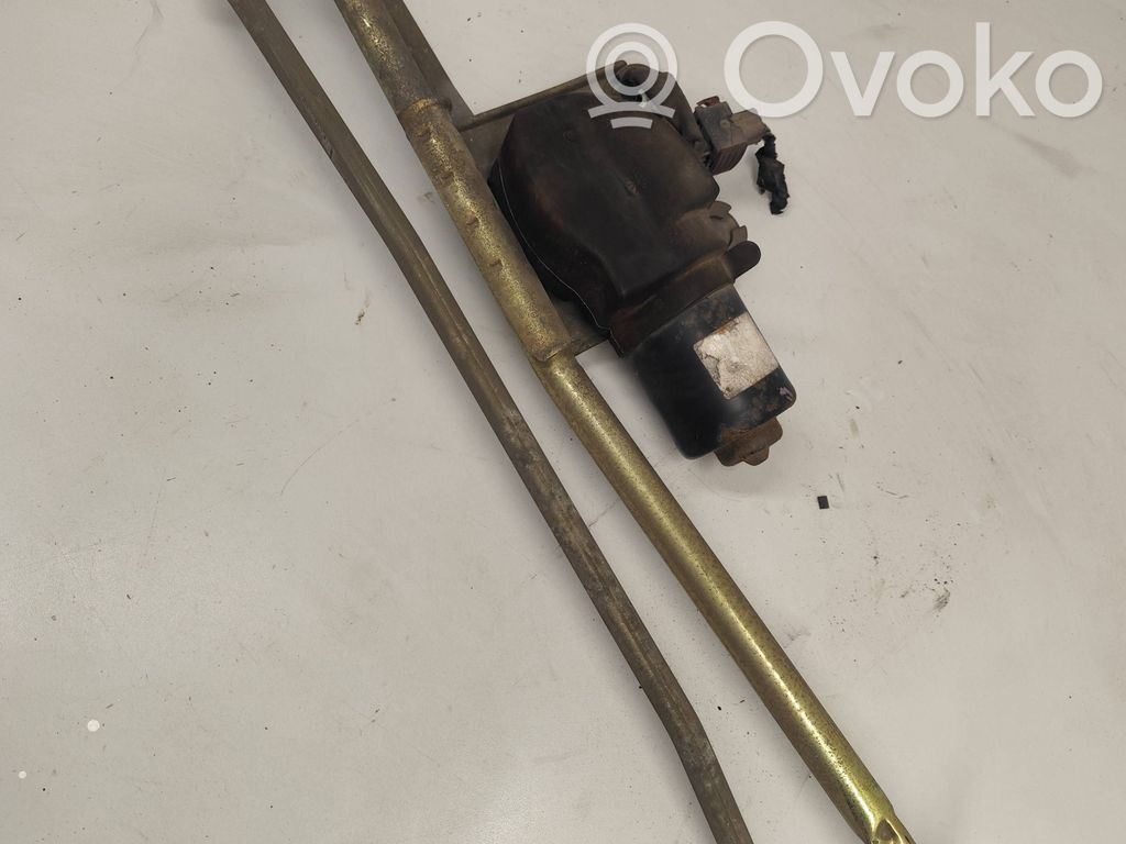 Saab 9-5 Front wiper linkage 