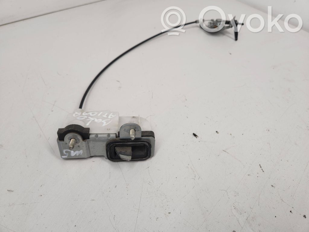 Mazda 5 Fuel tank cap lock motor 