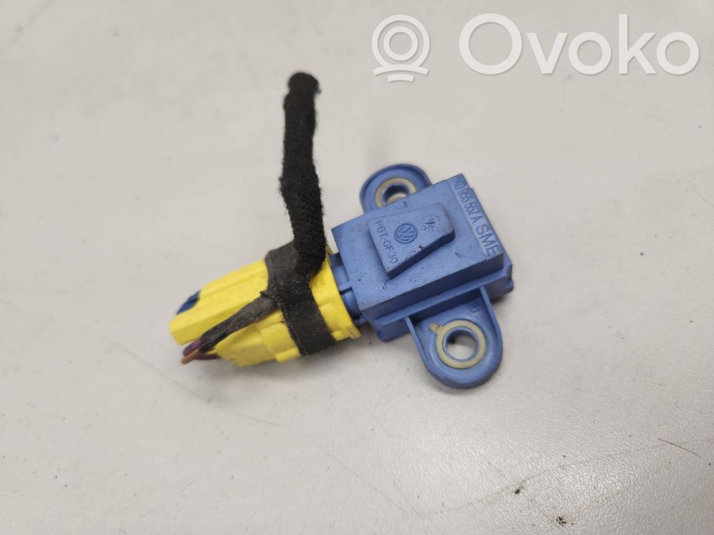 Volkswagen PASSAT B6 Czujnik uderzenia Airbag 