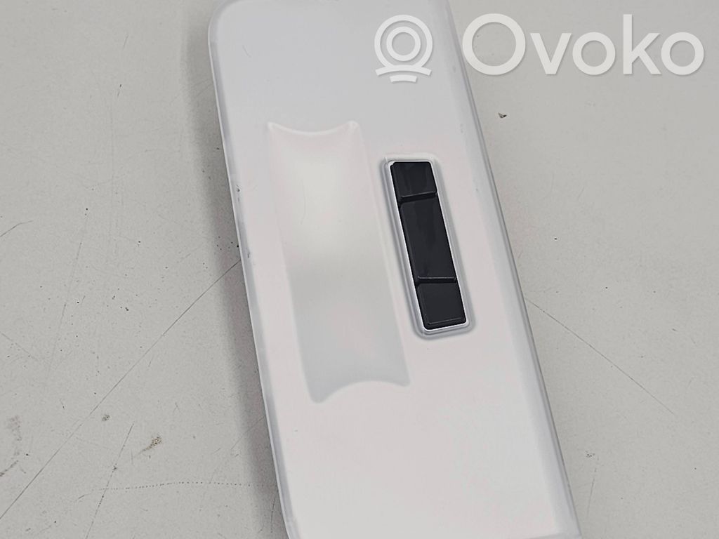 Etuistuimen valo   6951260,0085100560078