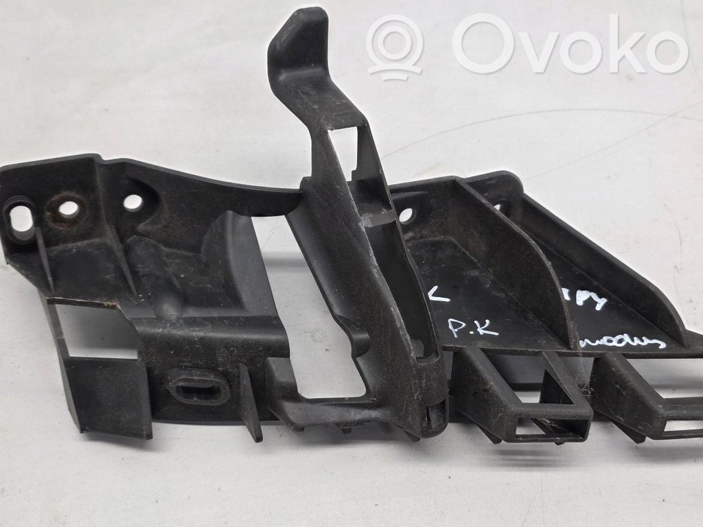 Renault Modus Front bumper mounting bracket 