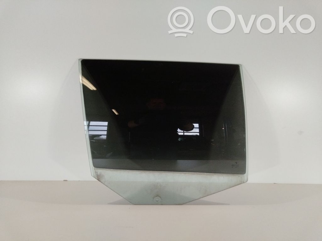 BMW 5 E60 E61 Rear door window glass 