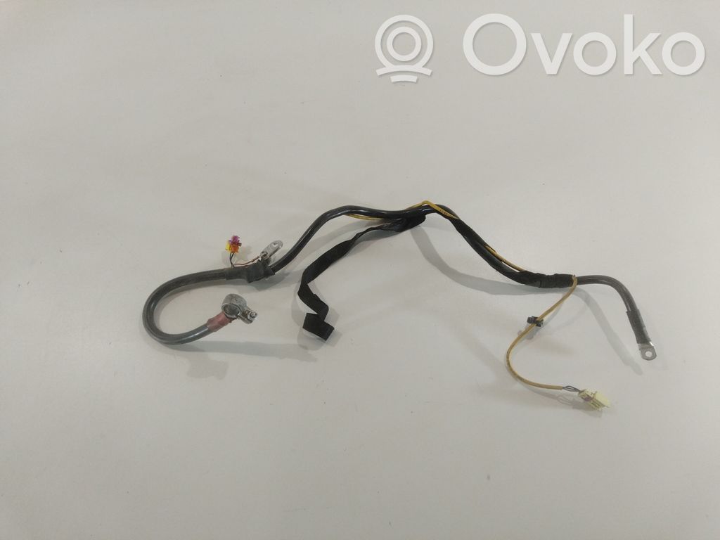 Pluskaapeli (akku)   4F0971225
