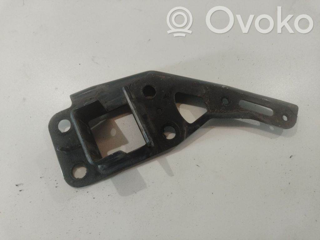 Radiator support slam panel bracket   4F0805499B