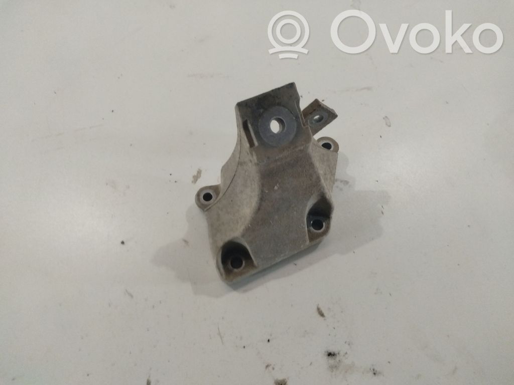 Engine mounting bracket   4F0199308AB