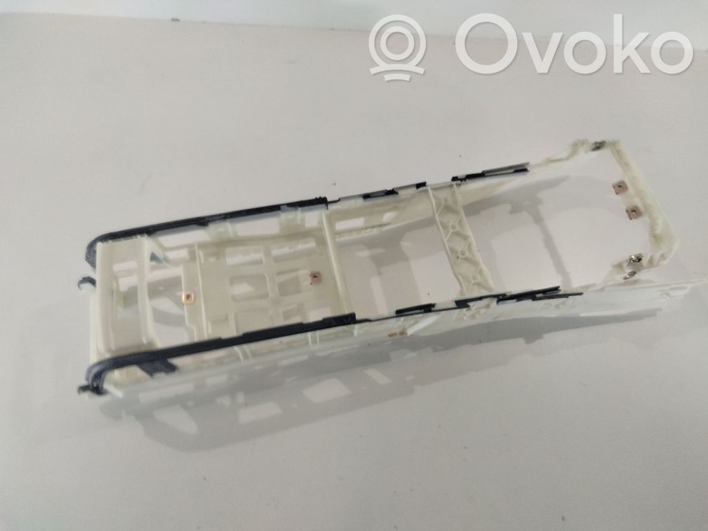 Audi A6 S6 C6 4F Centrālā konsole 