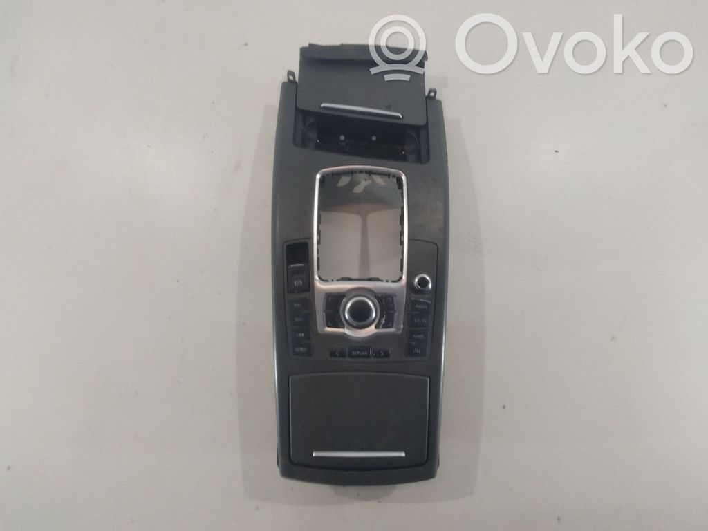 Console centrale   4F1864261,P0103820,T0021886