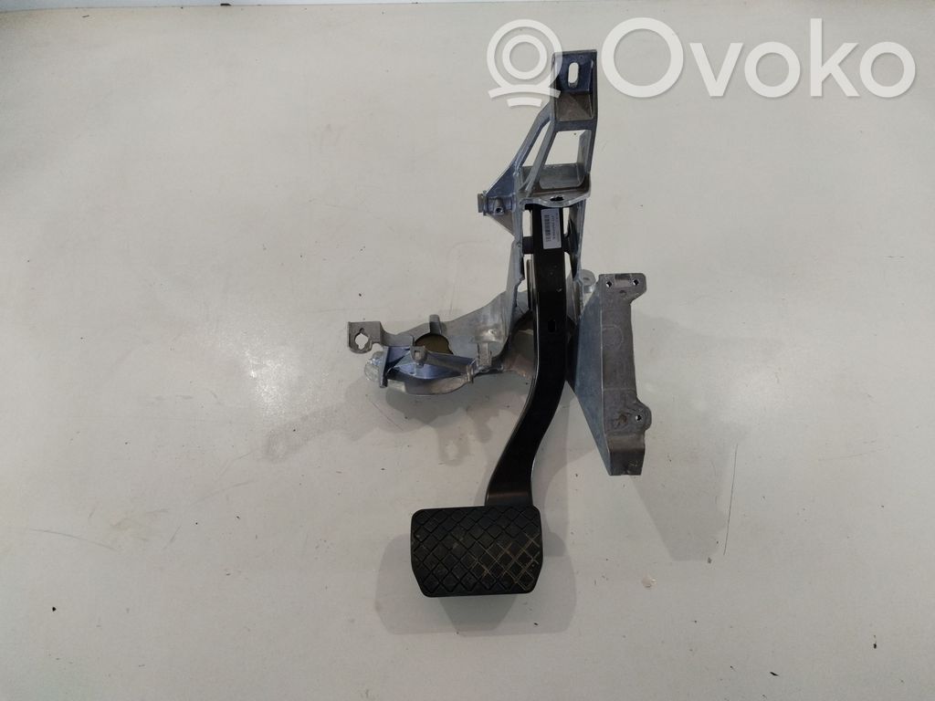 Assemblage pédale   4F1721117B,4F1723117E,4F1723140,4F1723140B,8D1723173B
