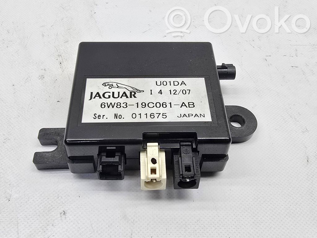 Jaguar XK - XKR Amplificator antenă aeriană 