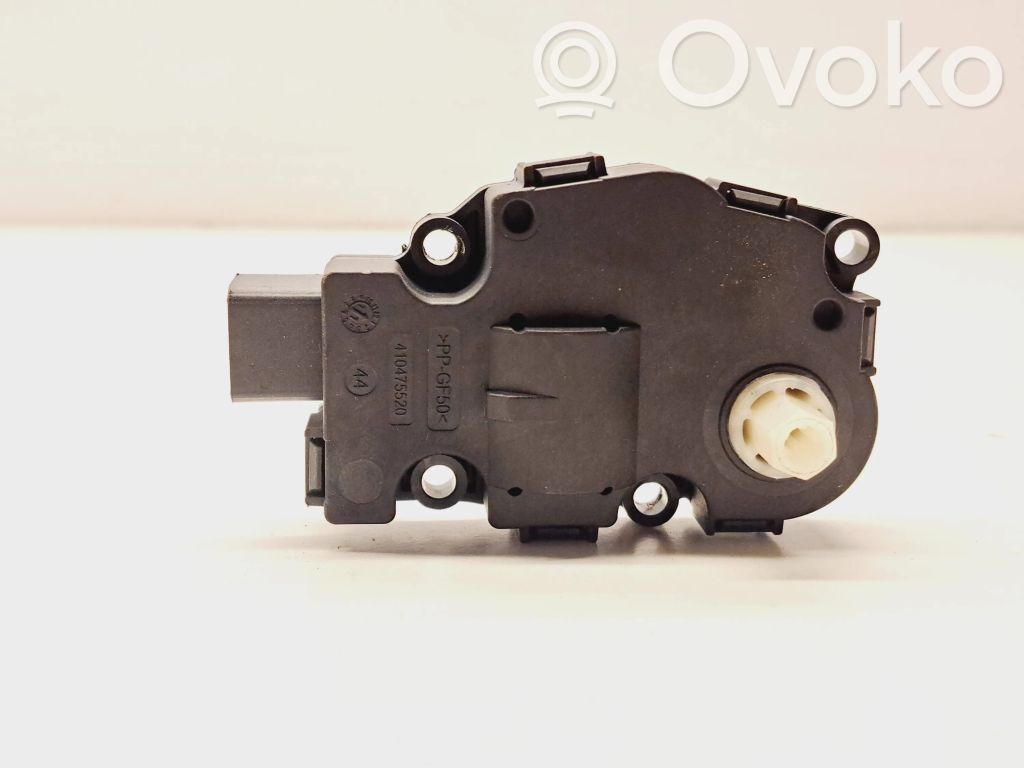 Audi A4 S4 B8 8K Silniczek nagrzewnicy 