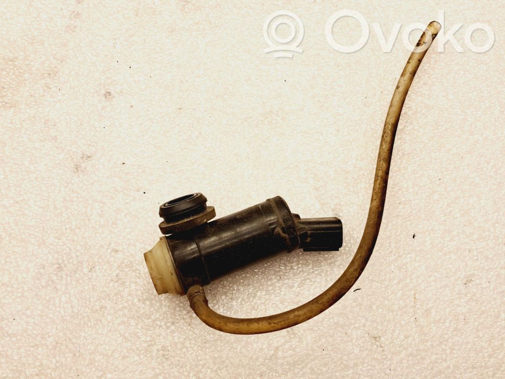 Headlight washer pump   101274