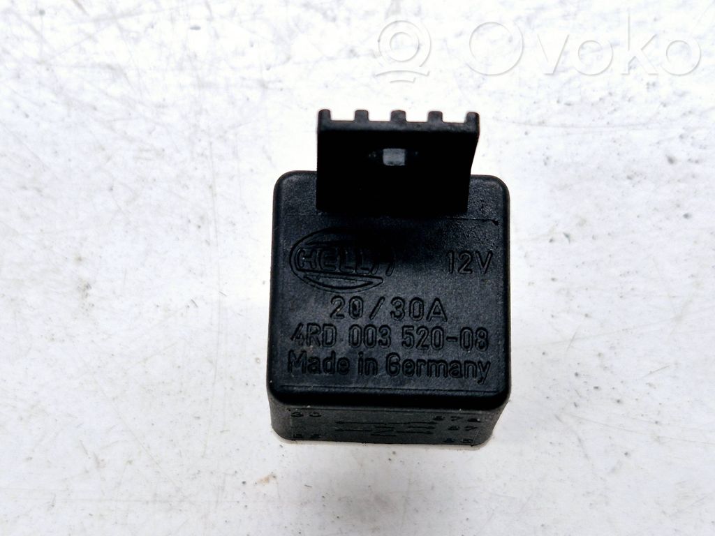 Volkswagen PASSAT B6 Other relay 