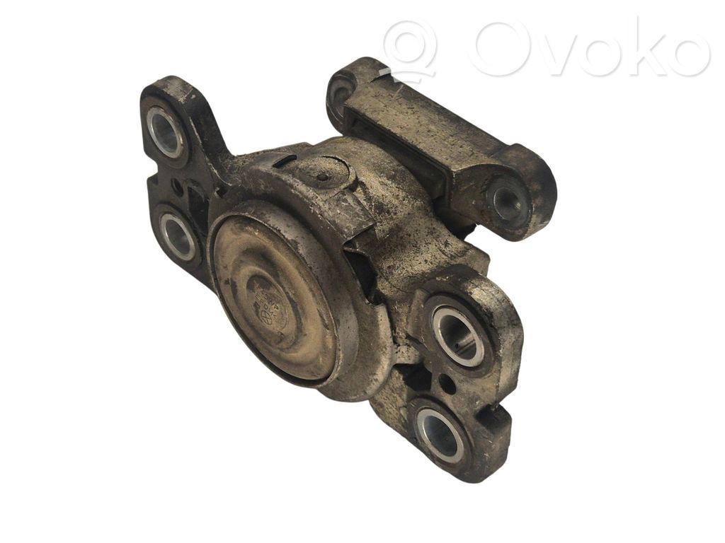 Volvo V70 Wspornik / Mocowanie silnika 