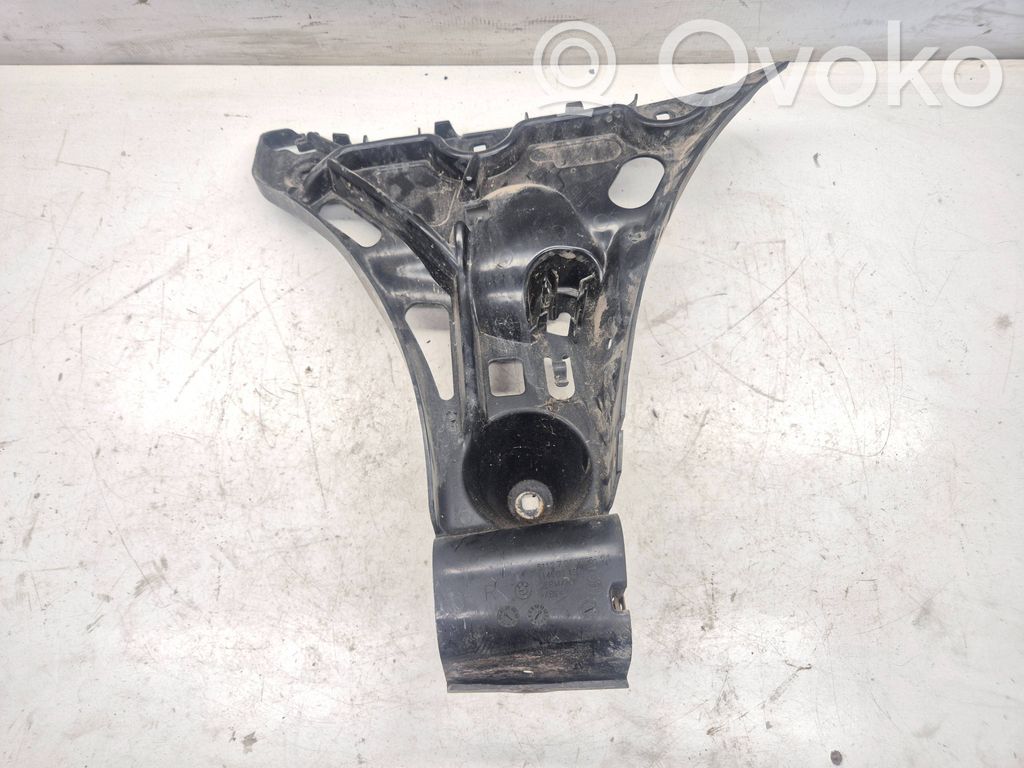 BMW 5 E60 E61 Galinis laikiklis bamperio 