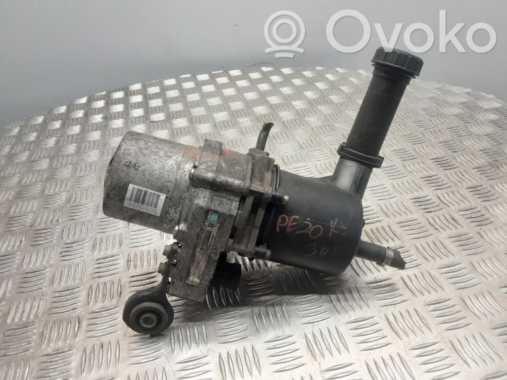 Peugeot 307 Power steering pump 