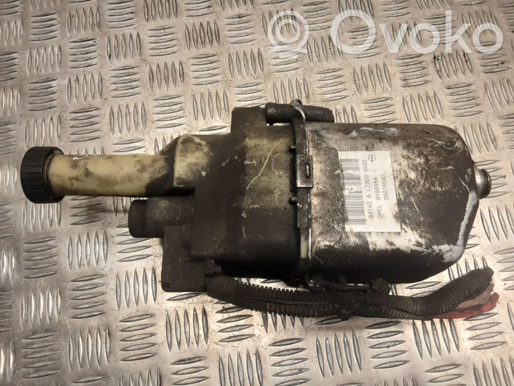 Opel Astra G Power steering pump 