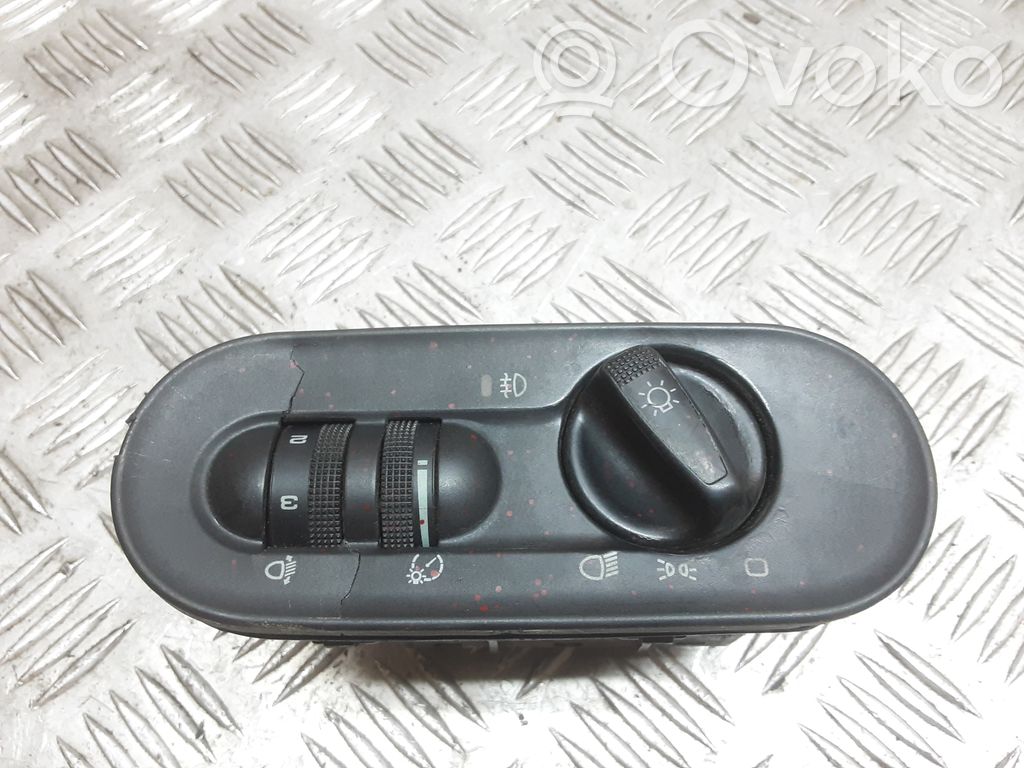 Volkswagen Sharan Light switch 