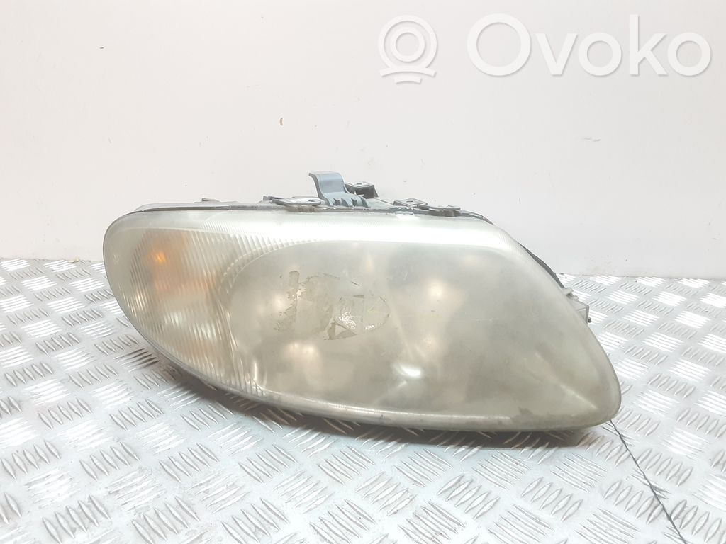 Chrysler Voyager Scheinwerfer 