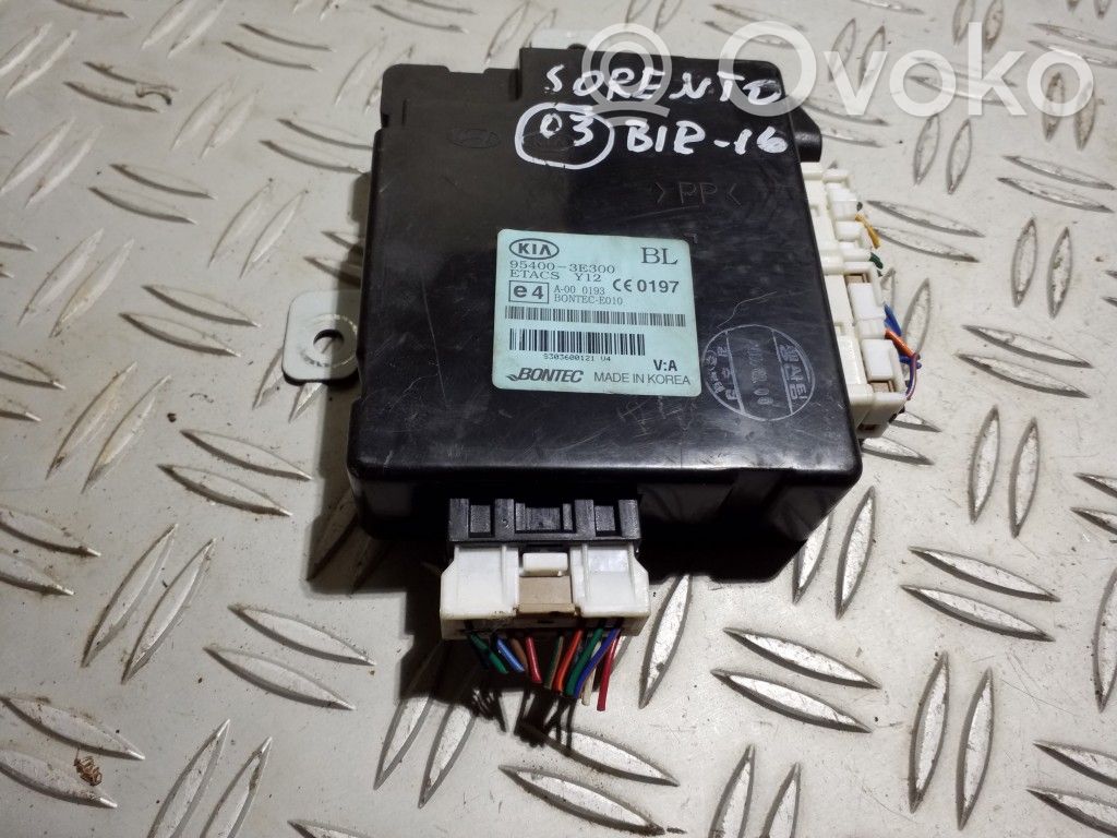 KIA Sorento Unitate/modul de comandă închidere centralizată 