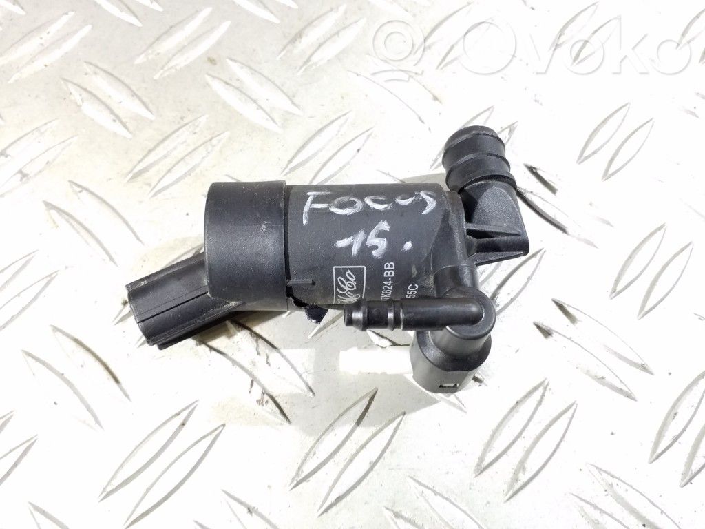 Windscreen/windshield washer pump   BV6117K624BB