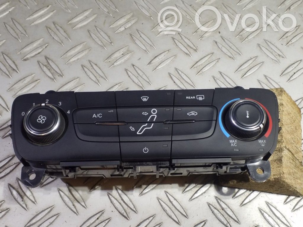 Ford Focus Panel klimatyzacji 