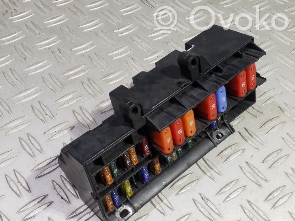 BMW 7 E65 E66 Sulakemoduuli 