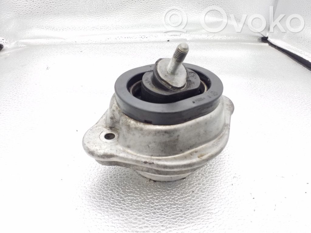 BMW X5 E53 Engine mount bracket 
