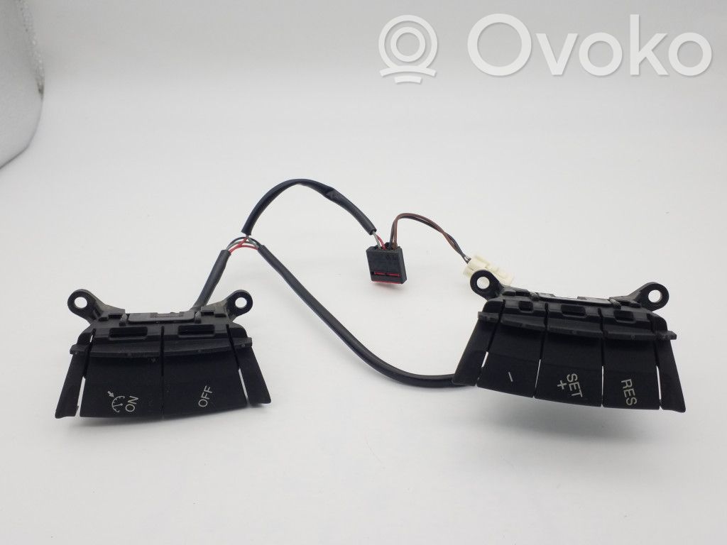 Ford Focus Citu veidu slēdži / pogas / pārslēdzēji 
