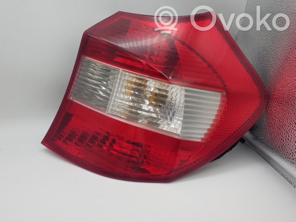 Rear/tail lights   692450211