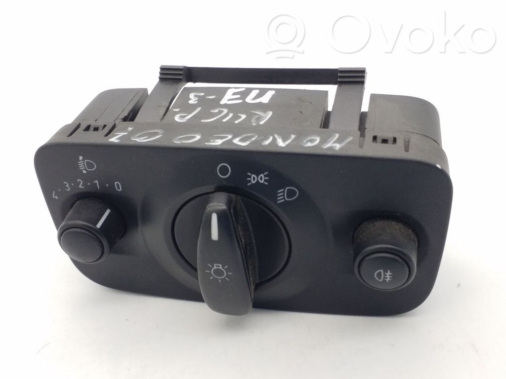 Ford Mondeo MK IV Light switch 