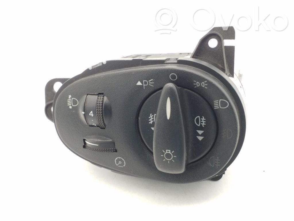 Ford Focus Light switch 