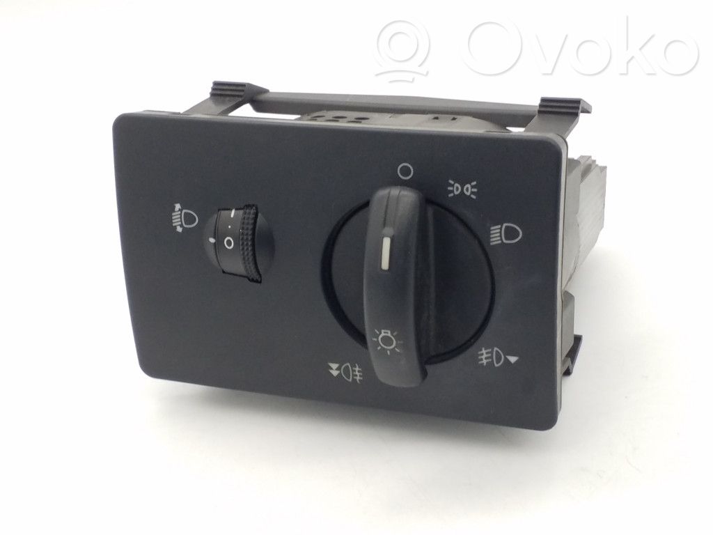 Ford Fusion Light switch 