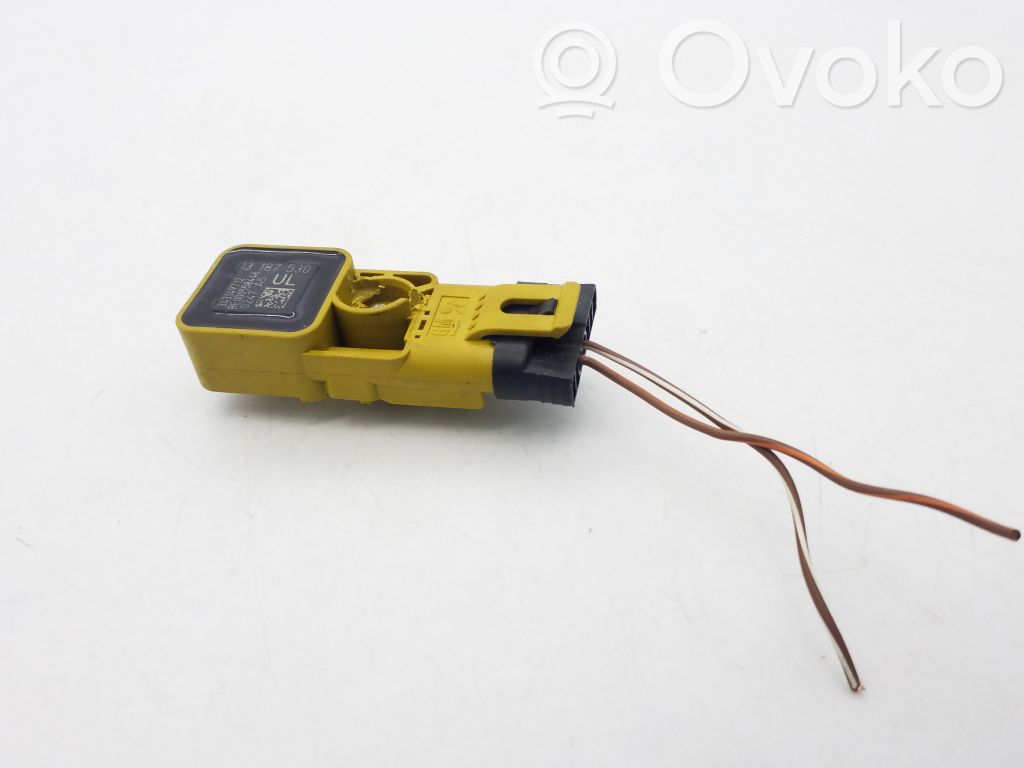 Opel Corsa D Airbag deployment crash/impact sensor 