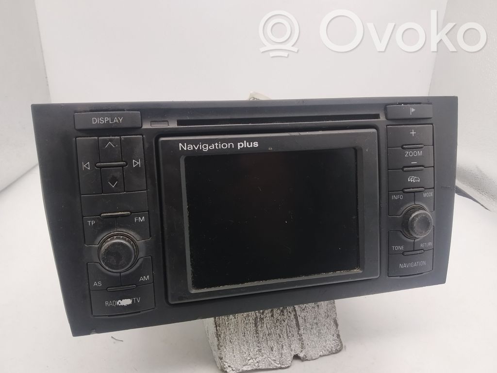 Audi A6 S6 C5 4B Panel / Radioodtwarzacz CD/DVD/GPS 