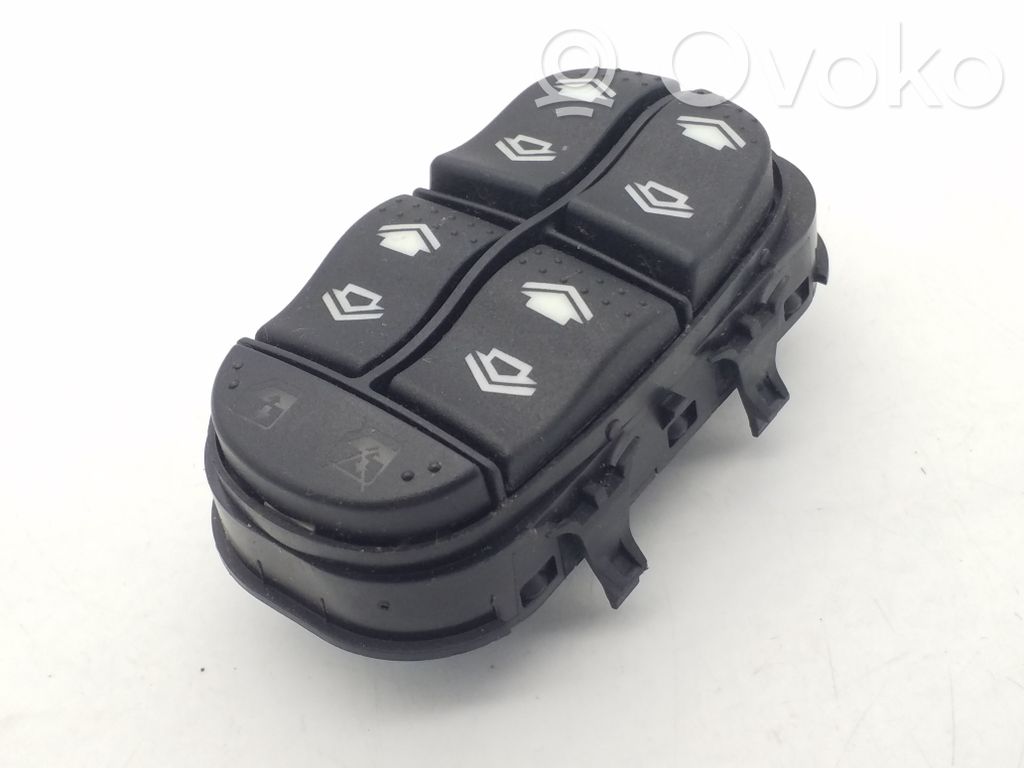 Ford Focus Electric window control switch 