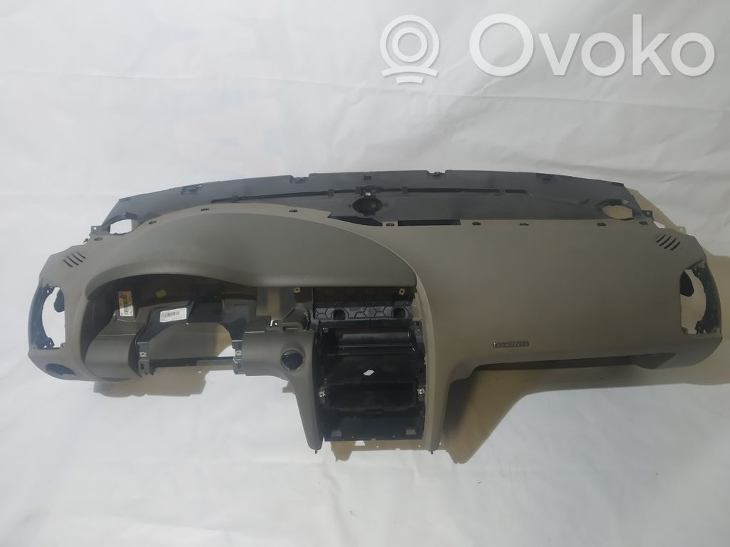 Panelė   4L1858041
