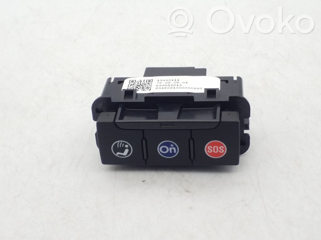 Chevrolet Cruze II Other switches/knobs/shifts 