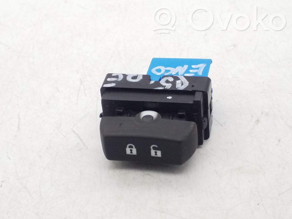 Tailgate opening switch   150721