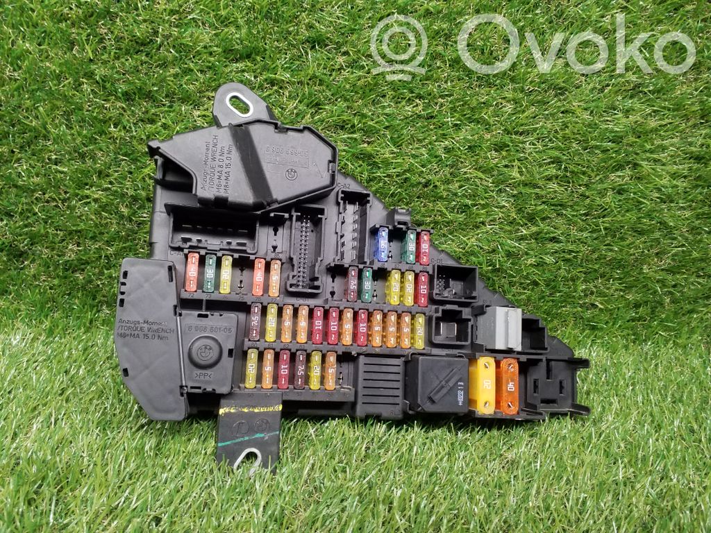 BMW 5 E60 E61 Drošinātāju kaste (komplekts) 