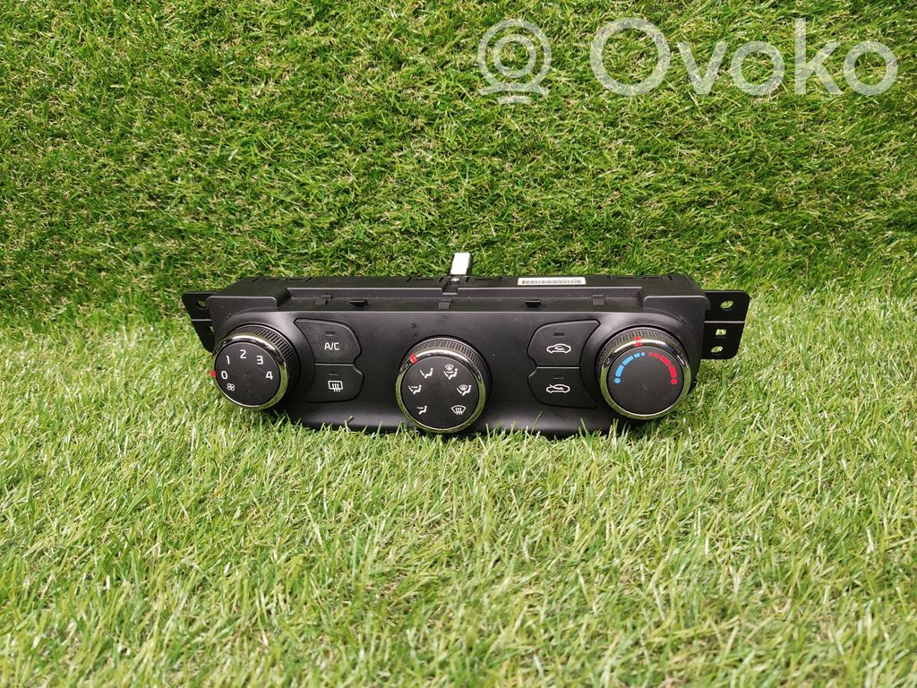 Climate control unit   97250A2000
