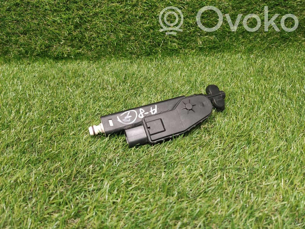 Audi A8 S8 D3 4E Headlight washer spray nozzle 