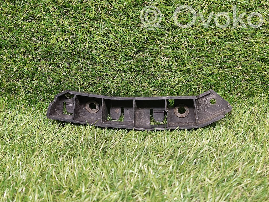 Front bumper mounting bracket   BM5117D958AE