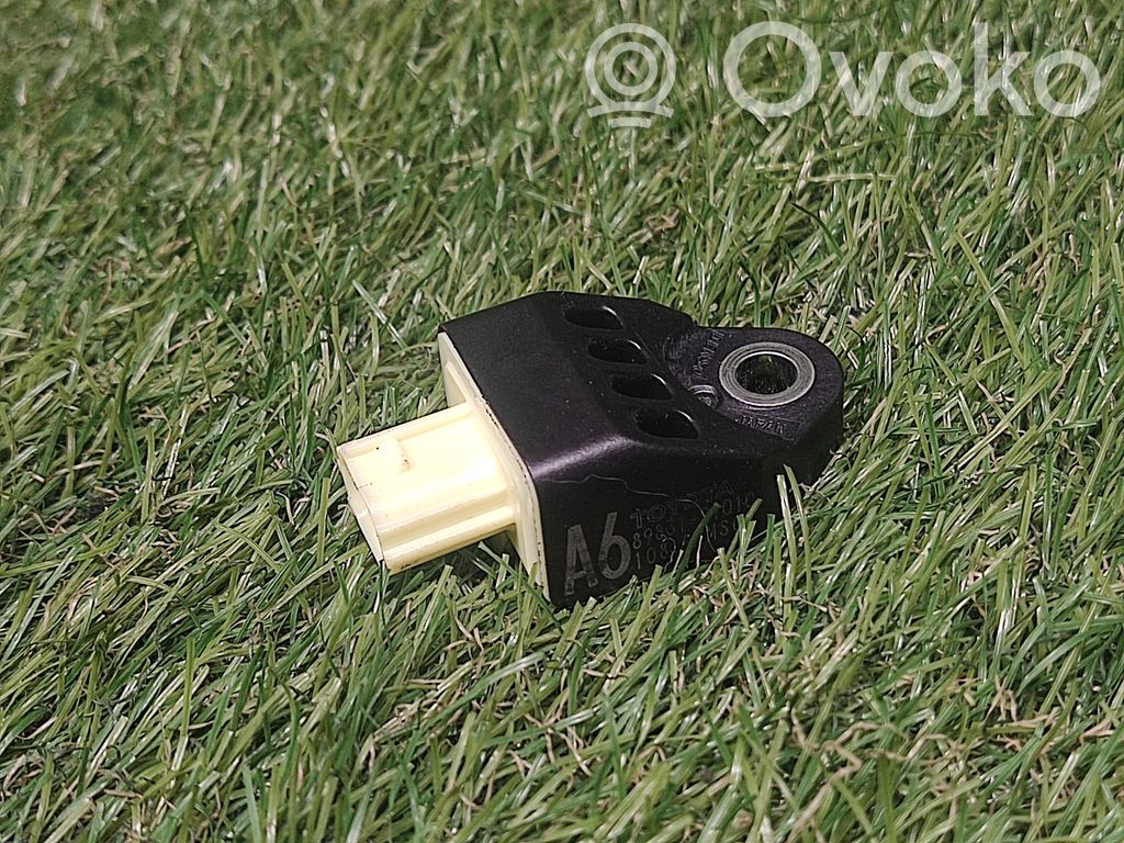 Airbagsensor Crashsensor Drucksensor   8983121010