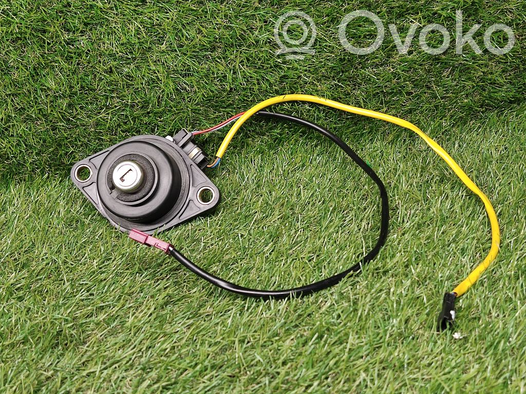 BMW 7 E38 Tailgate/trunk/boot lock/catch/latch 
