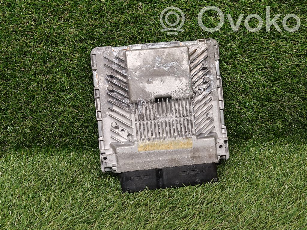 Audi A4 S4 B8 8K Engine control unit/module ECU 